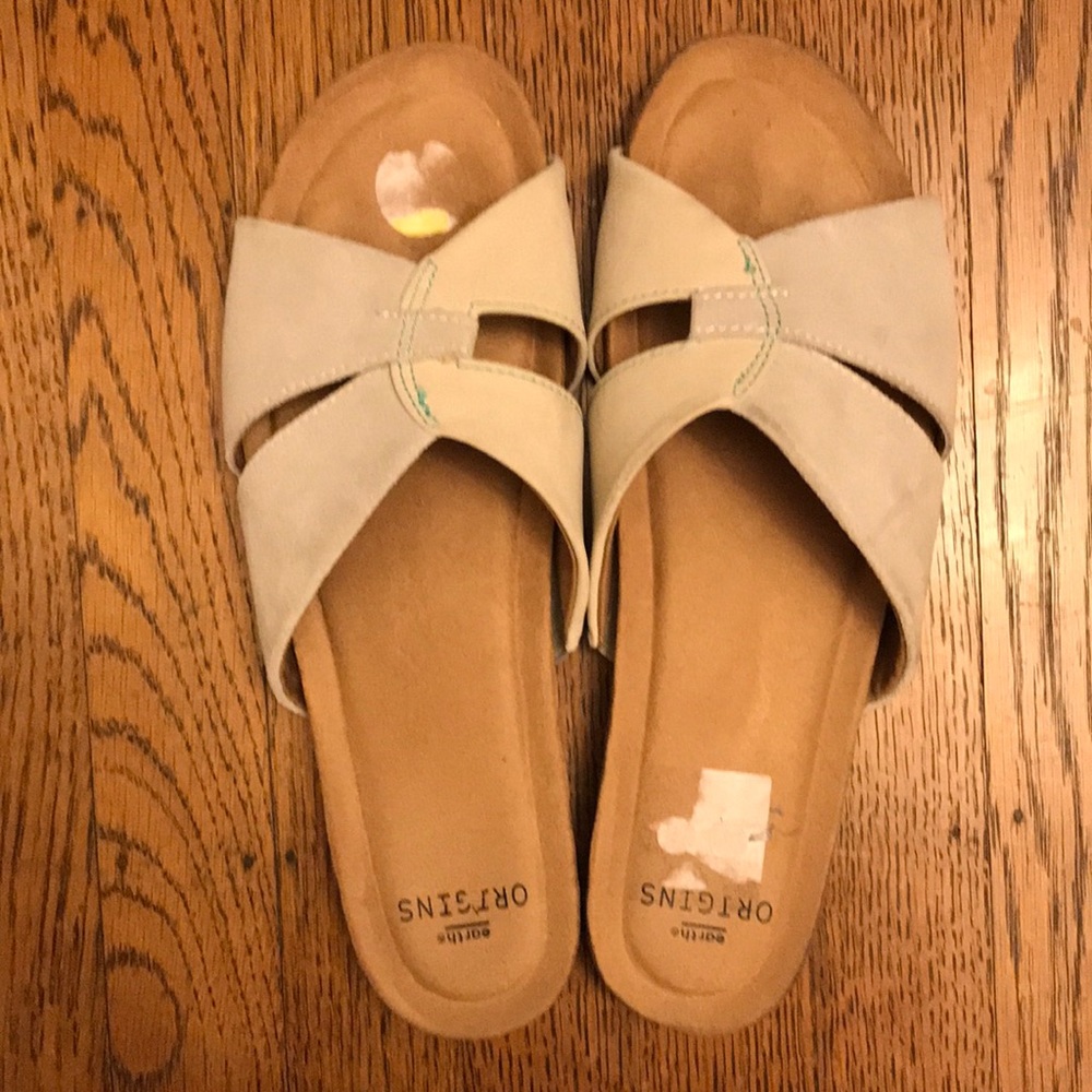 😎 $18 Final - Summer sandals, Like new! Worn once, just a bit too small!